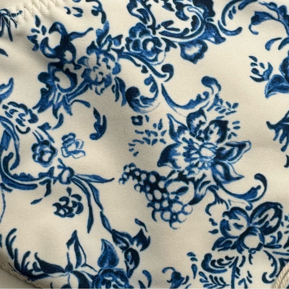 NWT CAROLINE CONSTAS Blue Toile Evie Bandeau Bikini Top Mykela Bikini Bottom LG - Picture 4 of 16